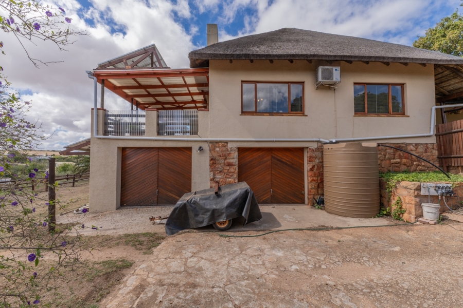 4 Bedroom Property for Sale in Napier Western Cape